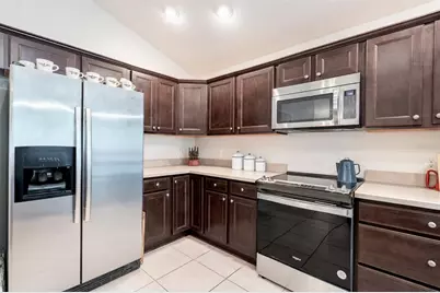 3009 Olenda Drive, The Villages, FL 32163 - Photo 10