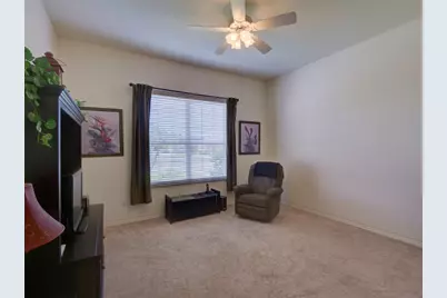 25301 Forest Oak Court, Leesburg, FL 34748 - Photo 16