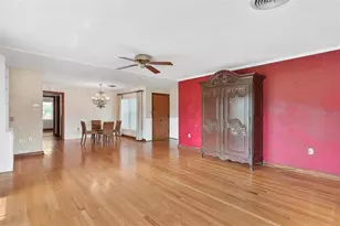 726 S 9th St, Leesburg, FL 34748 - Photo 10