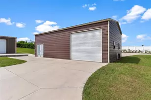 7086 Number 2 Rd, Howey in the Hills, FL 34737 - Photo 56