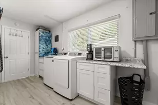 1210 E Caroline St, Tavares, FL 32778 - Photo 32