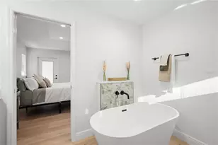 2164 Cr 436E, Lake Panasoffkee, FL 33538 - Photo 36