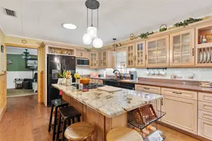 712 Southern Dr, Fruitland Park, FL 34731 - Photo 10