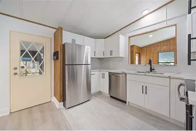 712 Jason Drive, The Villages, FL 32159 - Photo 12