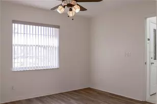 5351 Aurora Dr, Leesburg, FL 34748 - Photo 18