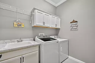 3359 Arlyn Pl, The Villages, FL 32163 - Photo 28