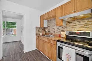 10371 Eastside Ave, Brooksville, FL 34601 - Photo 12