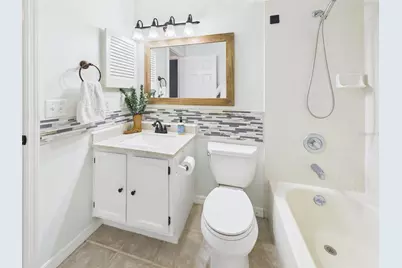 2013 Donnelly Place, Mount Dora, FL 32757 - Photo 10