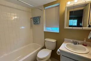 1100 E Caroline St, Tavares, FL 32778 - Photo 20