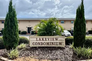 1100 E Caroline St, Tavares, FL 32778 - Photo 2