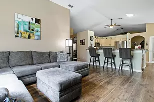 4949 Sawgrass Lake Cir, Leesburg, FL 34748 - Photo 18