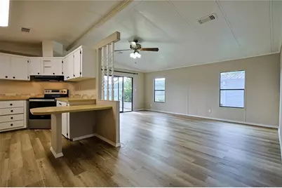 111 Sugar Maple Avenue, Wildwood, FL 34785 - Photo 2