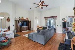 99-26 SE Sunset Harbor Rd, Summerfield, FL 34491 - Photo 8