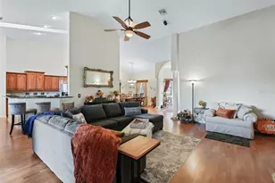 99-26 SE Sunset Harbor Rd, Summerfield, FL 34491 - Photo 10
