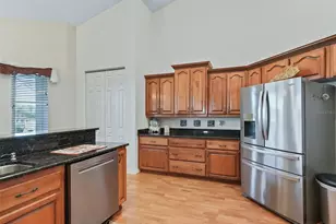 99-26 SE Sunset Harbor Rd, Summerfield, FL 34491 - Photo 14