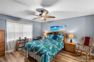 27107 Racquet Cir, Leesburg, FL 34748 - Photo 16