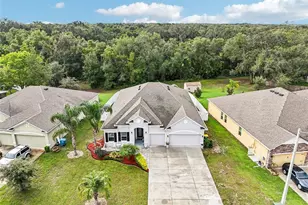 1813 Forest Glen Dr, Fruitland Park, FL 34731 - Photo 1