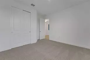 1034 Fiesta Key Cir, Lady Lake, FL 32159 - Photo 24