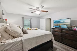 2440 Bracknell Forest Trail, Tavares, FL 32778 - Photo 24