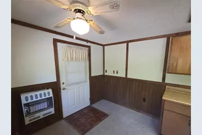 24089 NE 152nd Lane, Salt Springs, FL 32134 - Photo 6