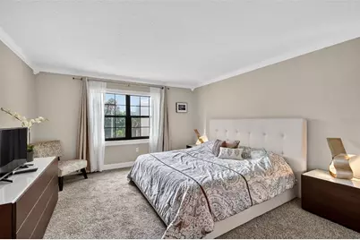 101 N Grandview Street #210, Mount Dora, FL 32757 - Photo 4