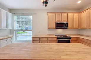 24214 Marbella Dr, Sorrento, FL 32776 - Photo 20