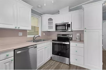 817 Hibiscus Drive, The Villages, FL 32159 - Photo 14