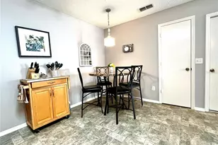 1649 Campos Dr, The Villages, FL 32162 - Photo 12