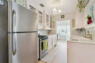 1021 E 3rd Ave, Mount Dora, FL 32757 - Photo 6