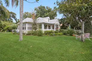 1021 E 3rd Ave, Mount Dora, FL 32757 - Photo 20