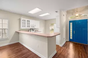 37 Townhill Dr, Eustis, FL 32726 - Photo 4