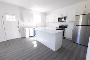 2276 Cr 423, Lake Panasoffkee, FL 33538 - Photo 4