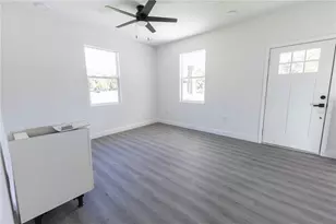 2276 Cr 423, Lake Panasoffkee, FL 33538 - Photo 6