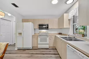 220 Palermo Pl, The Villages, FL 32159 - Photo 4