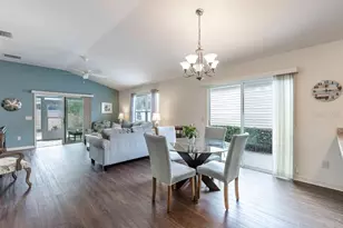 852 Sapphire Pl, The Villages, FL 32163 - Photo 10