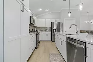 7718 Brian Etheredge Wy, The Villages, FL 34762 - Photo 14