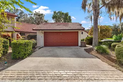 401 Clusterwood Drive, Yalaha, FL 34797 - Photo 4