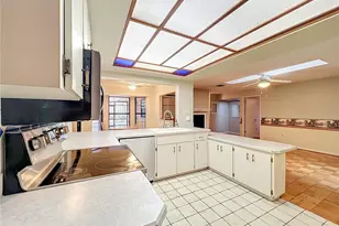 1942 Country Club Rd, Eustis, FL 32726 - Photo 6