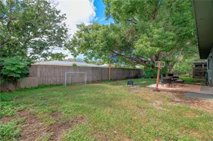 2031 Scotland Dr, Clearwater, FL 33763 - Photo 26