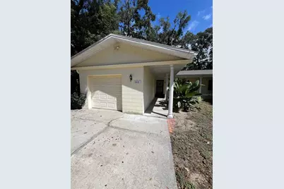 1512 E 1st Avenue, Mount Dora, FL 32757 - Photo 1