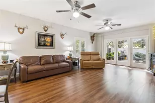 1130 Avenida De Las Casas, Lady Lake, FL 32159 - Photo 12