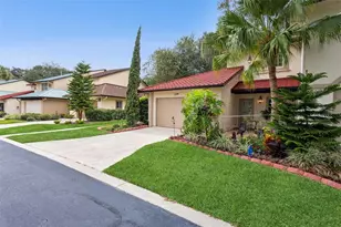 1130 Avenida De Las Casas, Lady Lake, FL 32159 - Photo 2