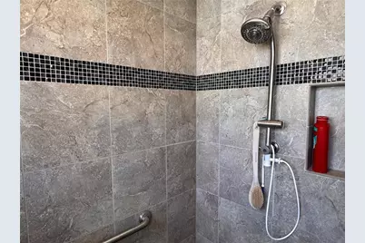 1092 Incorvaia Way, The Villages, FL 32163 - Photo 28