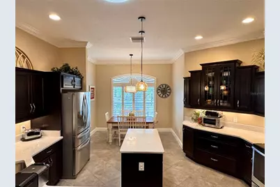 1092 Incorvaia Way, The Villages, FL 32163 - Photo 6