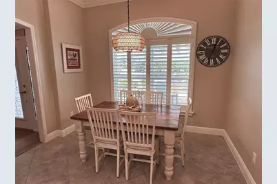 1092 Incorvaia Way, The Villages, FL 32163 - Photo 4