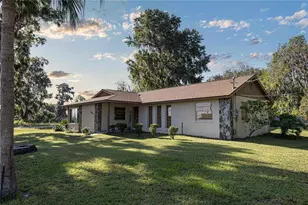 845 Cr 467, Lake Panasoffkee, FL 33538 - Photo 30