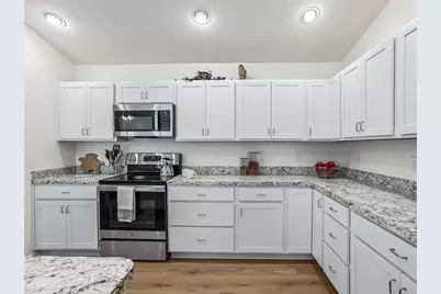 3377 Clara Court, The Villages, FL 32163 - Photo 6