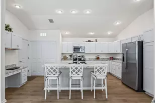 3377 Clara Ct, The Villages, FL 32163 - Photo 4