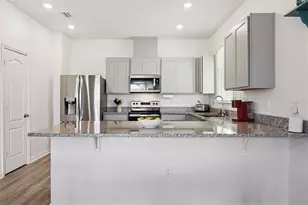 2995 Sanctuary Dr, Clermont, FL 34714 - Photo 8