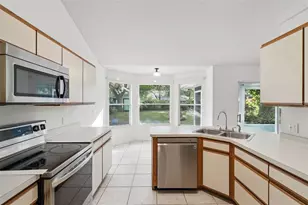 2640 Waterview Dr, Eustis, FL 32726 - Photo 18